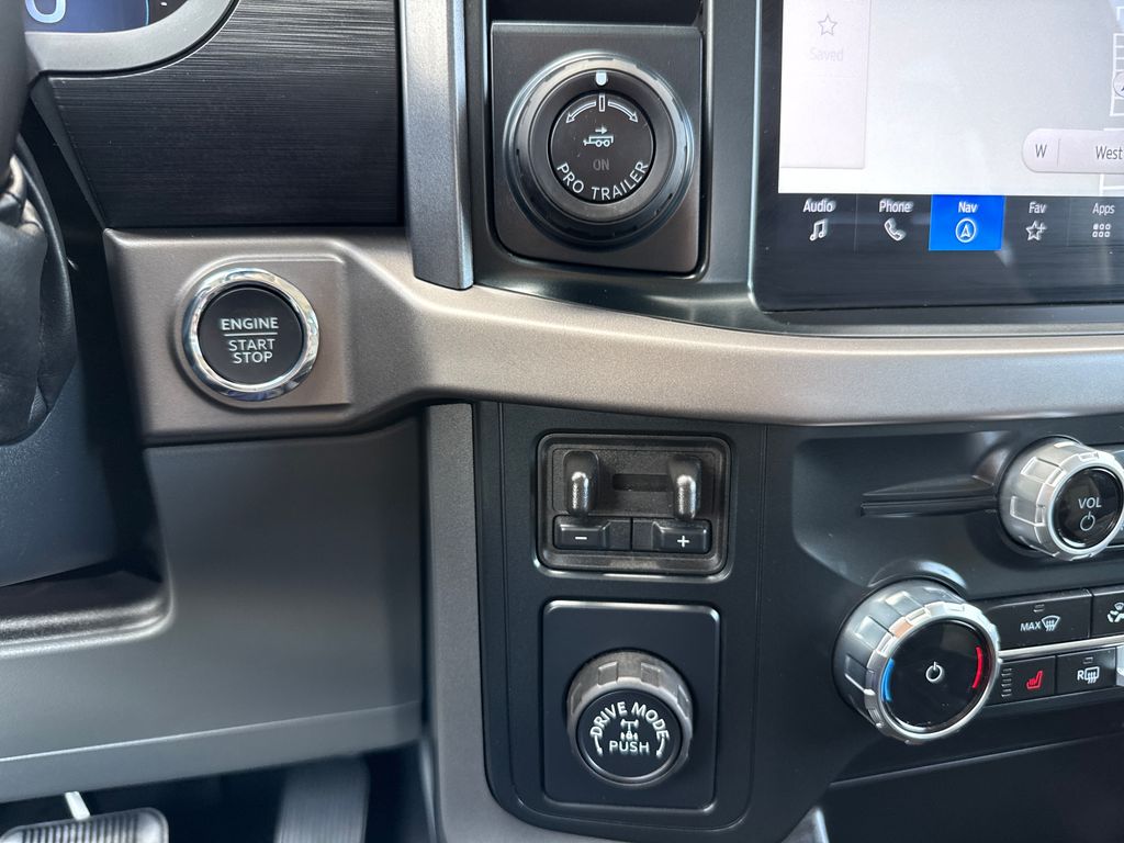 2025 Black Metallic Ford F-150 XLT RWD Truck