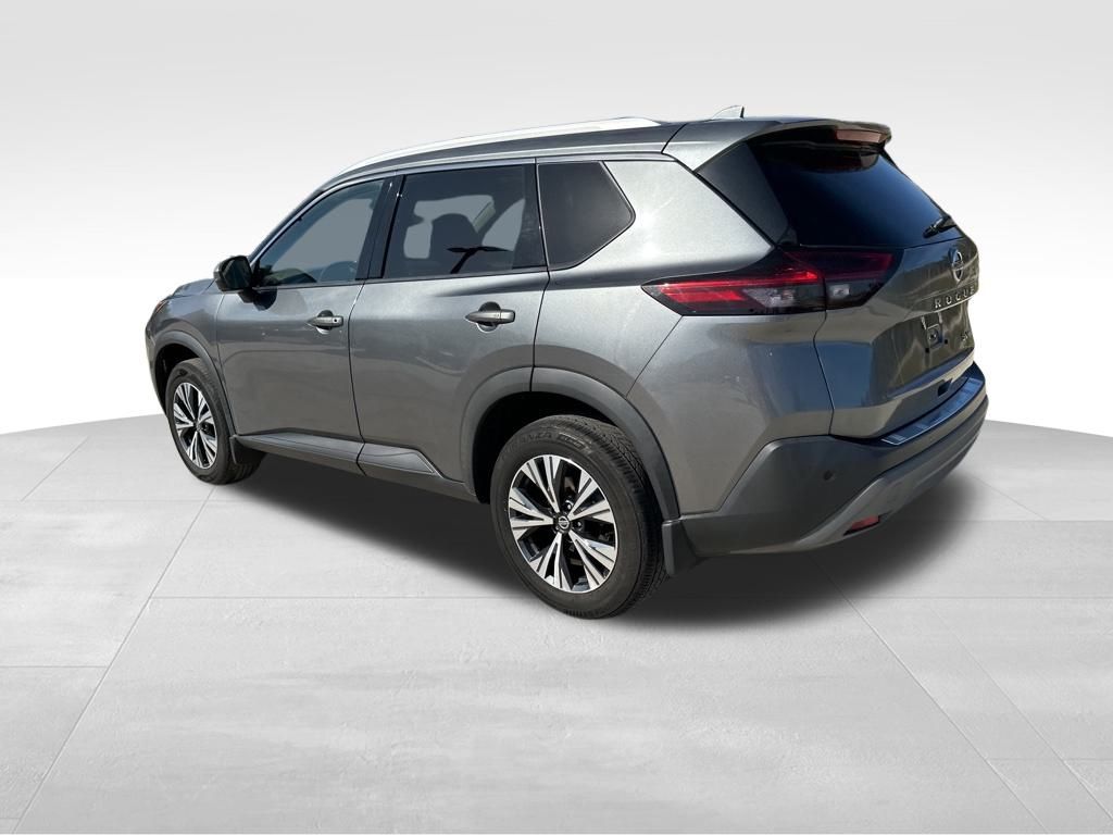 2021 Nissan Rogue SV 6