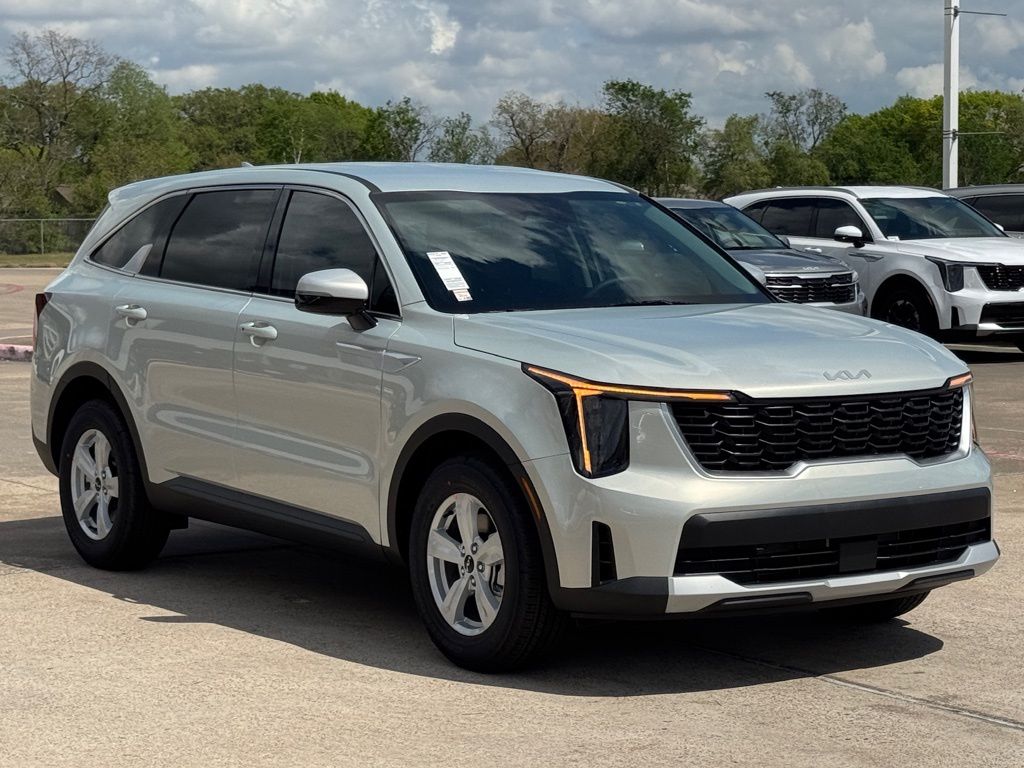2026 Kia Sorento LX Silver at Community Kia