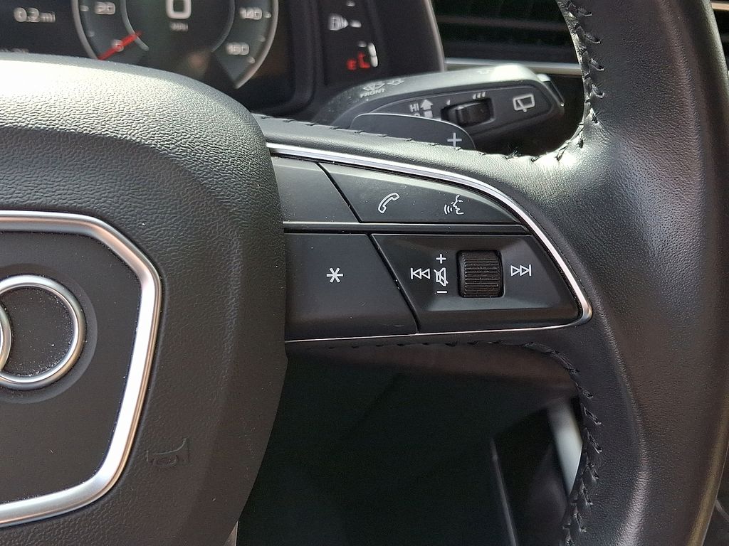 Thumbnail: 2020 Audi Q8 - 22