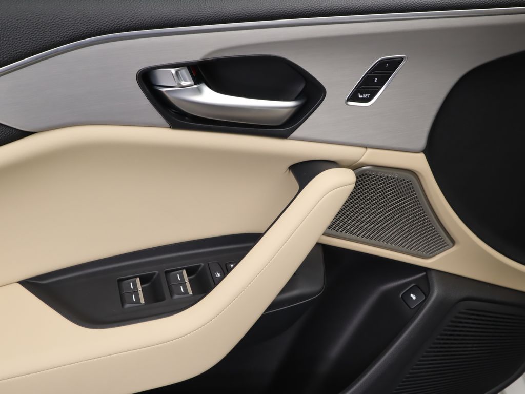2025 Acura TLX Technology 25