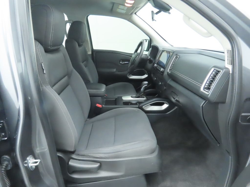 Thumbnail: 2022 Nissan Frontier - 20