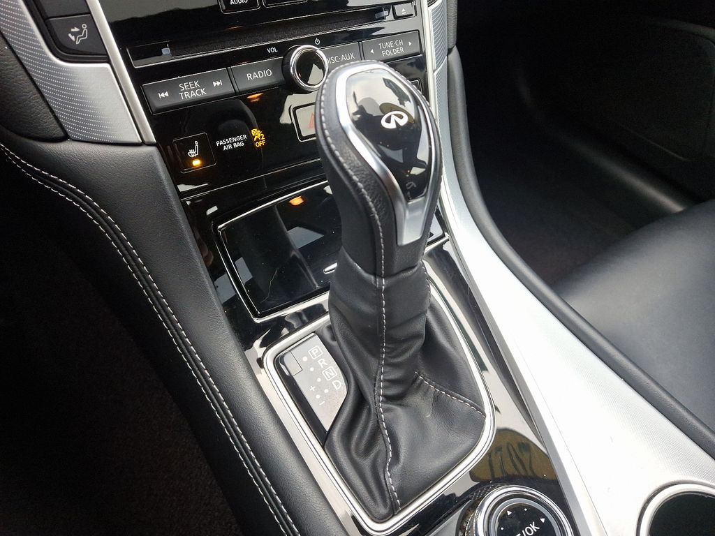 2021 INFINITI Q50 Luxe 16
