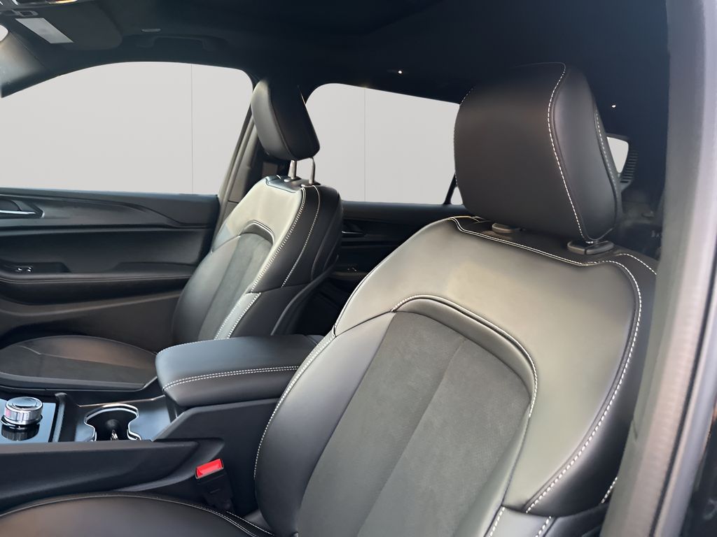 New Car 2025 Jeep Grand Cherokee L  For Sale Under $50,000 In Austin, Texas