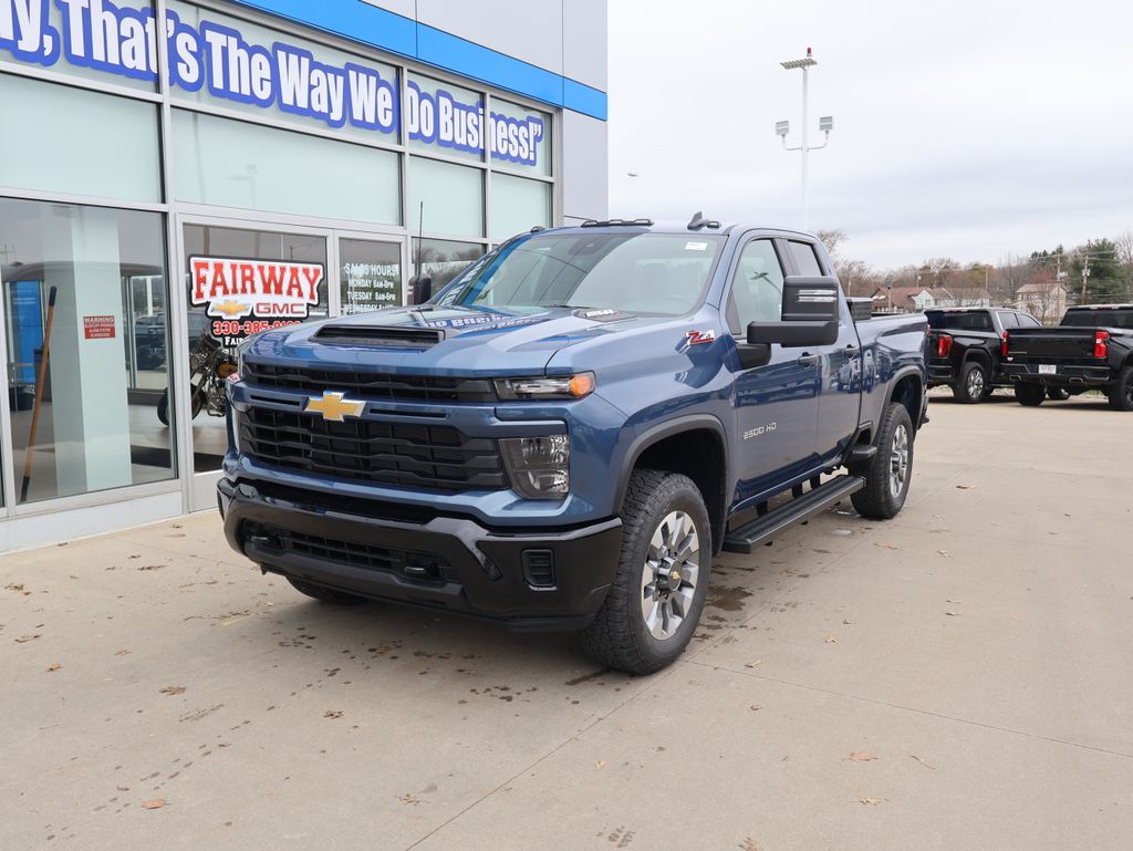 View vehicle photo 7