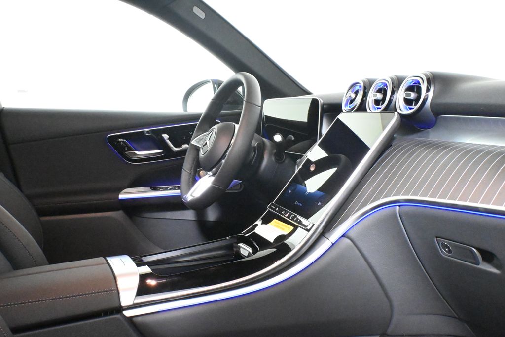 Thumbnail: 2026 Mercedes-Benz GLC - 30