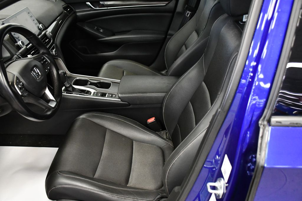 Thumbnail: 2022 Honda Accord - 6