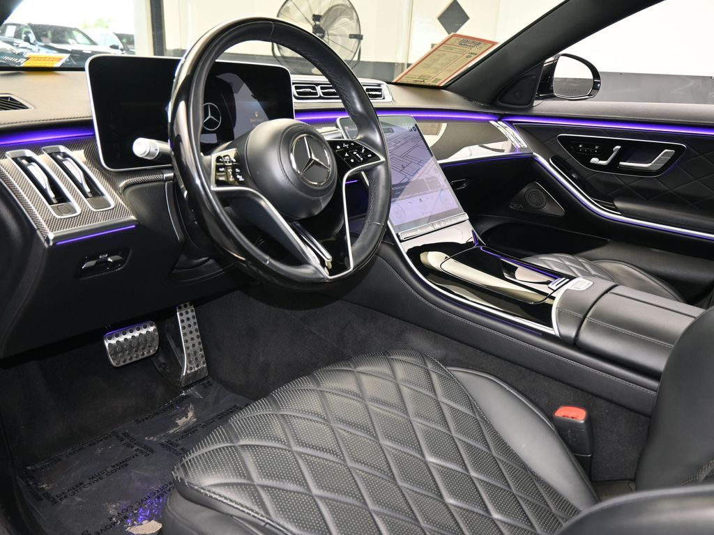 Used 2022 Onyx Black/Mojave Silver Mercedes-Benz S 580 image 13