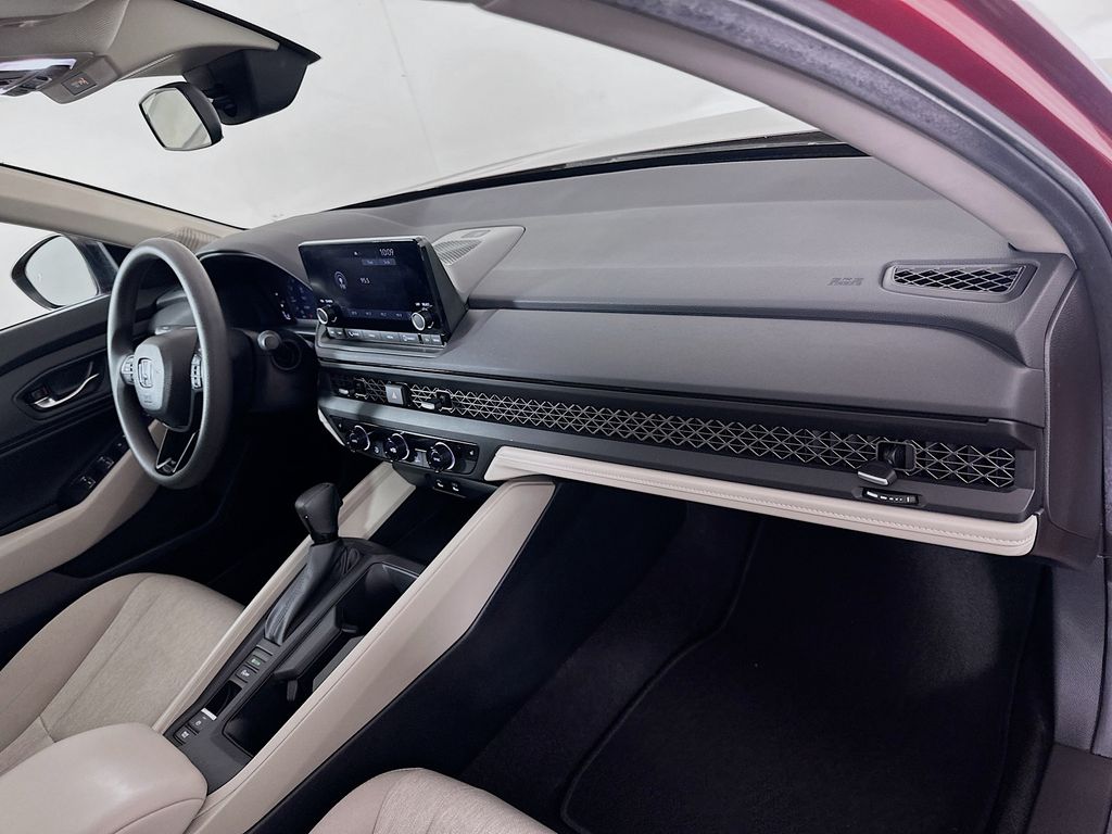 Thumbnail: 2025 Honda Accord - 29