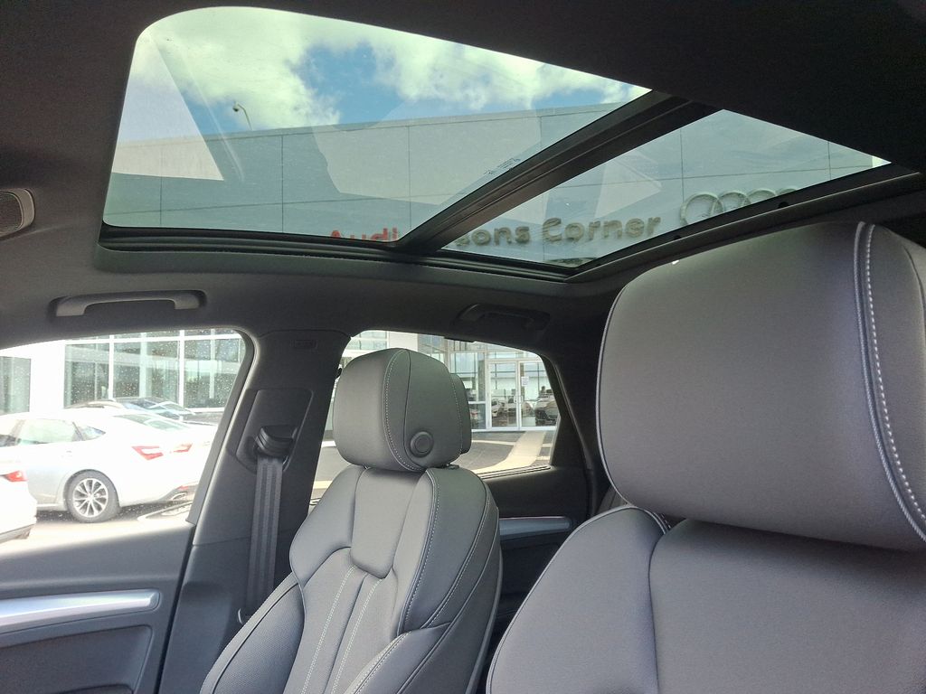 2025 Audi Q5  11