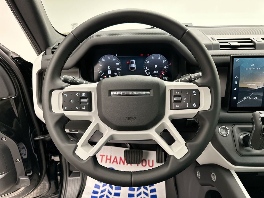 Thumbnail: 2025 Land Rover Defender - 13