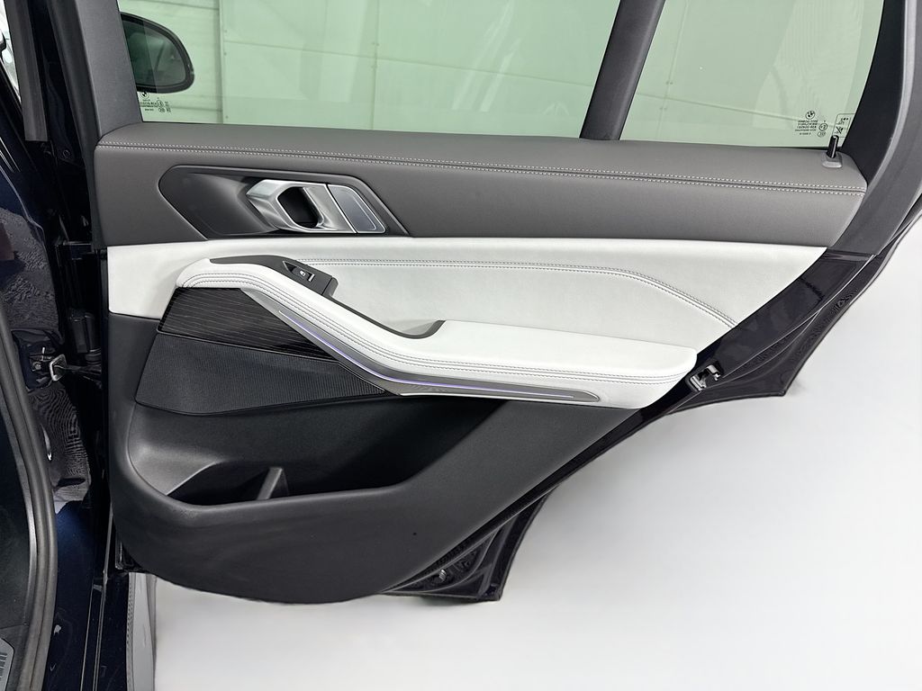 Thumbnail: 2026 BMW X5 - 26