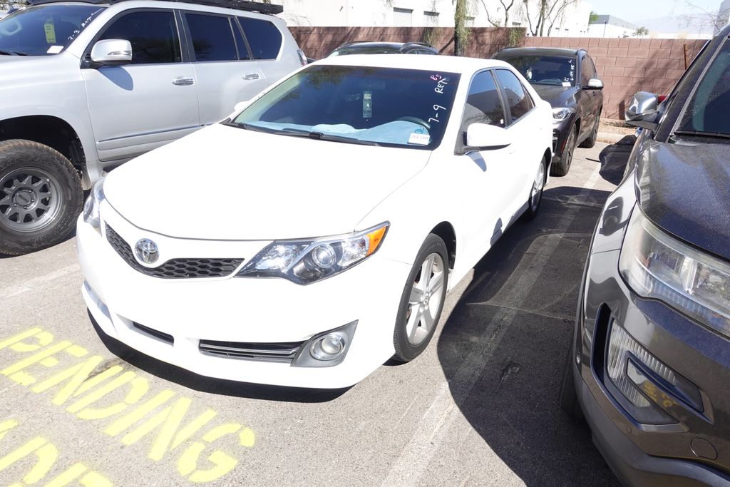Super White 2012 Toyota Camry Sedan Front-Wheel Drive 6-Speed Automatic