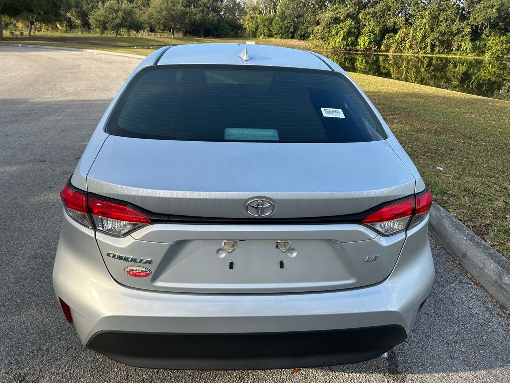 Thumbnail: 2023 Toyota Corolla - 4