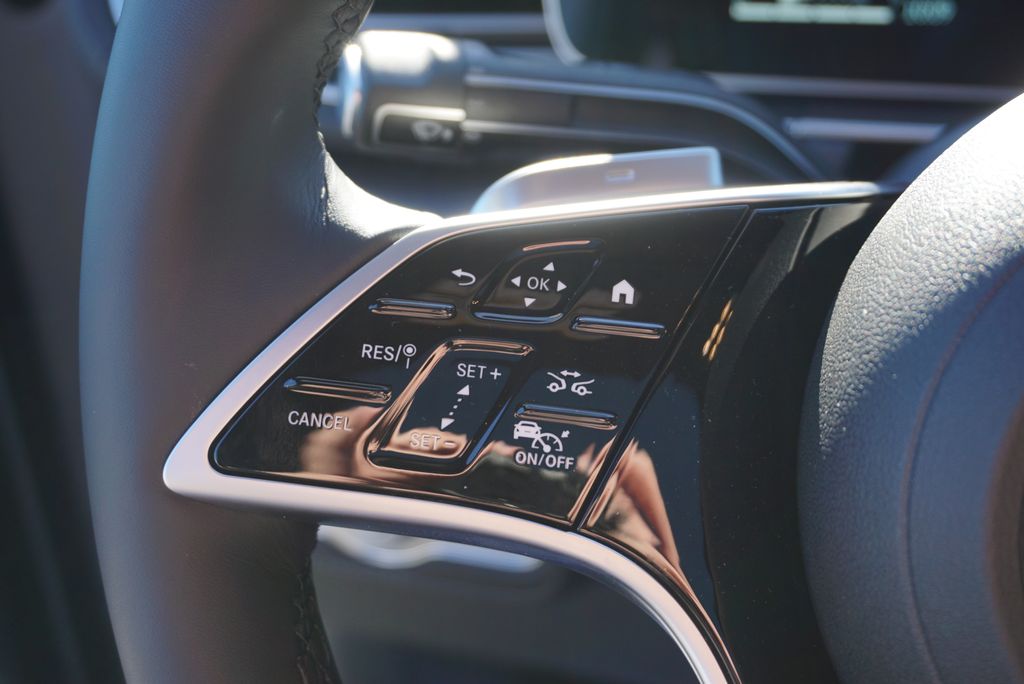 Thumbnail: 2026 Mercedes-Benz GLE - 28