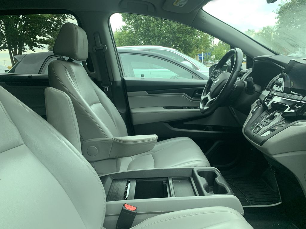 Thumbnail: 2018 Honda Odyssey - 9