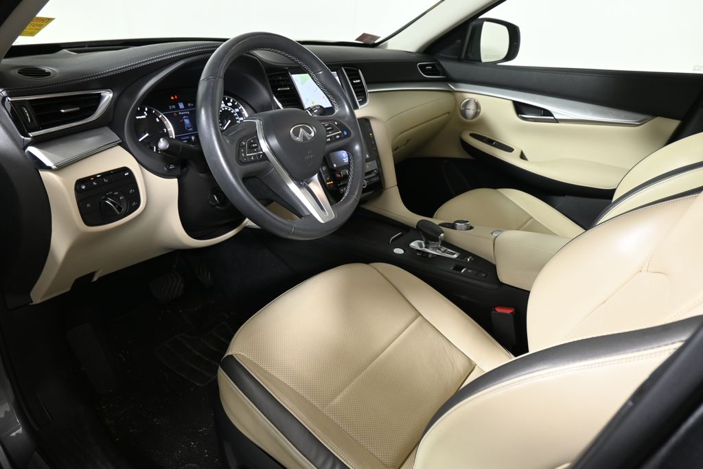 Thumbnail: 2022 INFINITI QX50 - 4