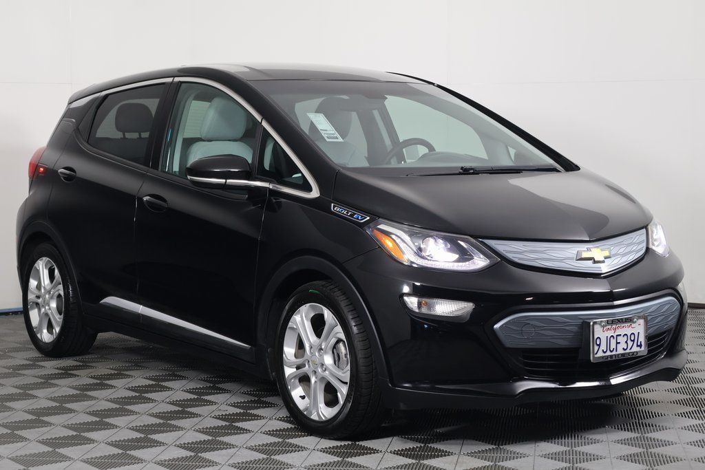 Thumbnail: 2018 Chevrolet Bolt EV - 3