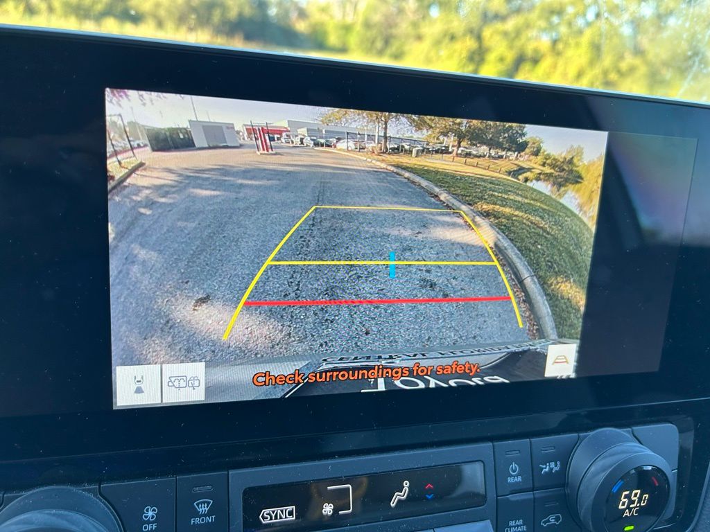 Thumbnail: 2025 Toyota Grand Highlander - 30