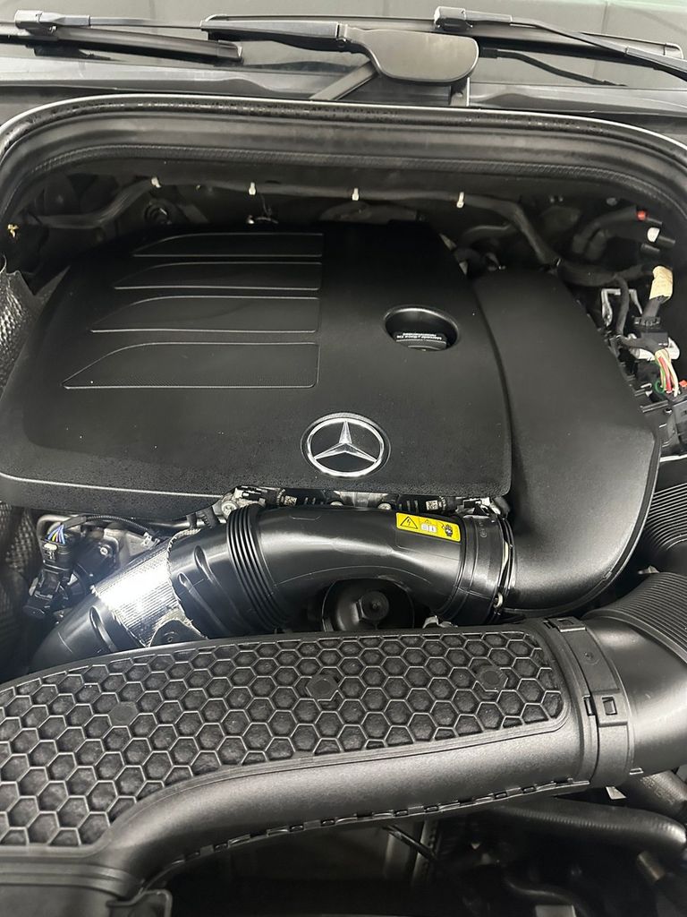 used 2022 Mercedes-Benz GLE car, priced at $34,985