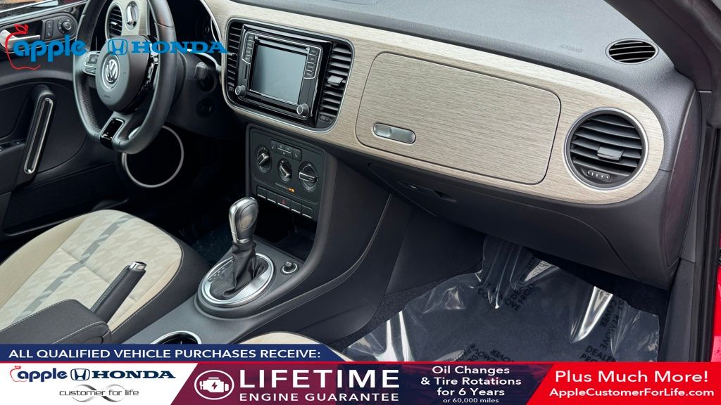 2018 Volkswagen Beetle 2.0T Coast