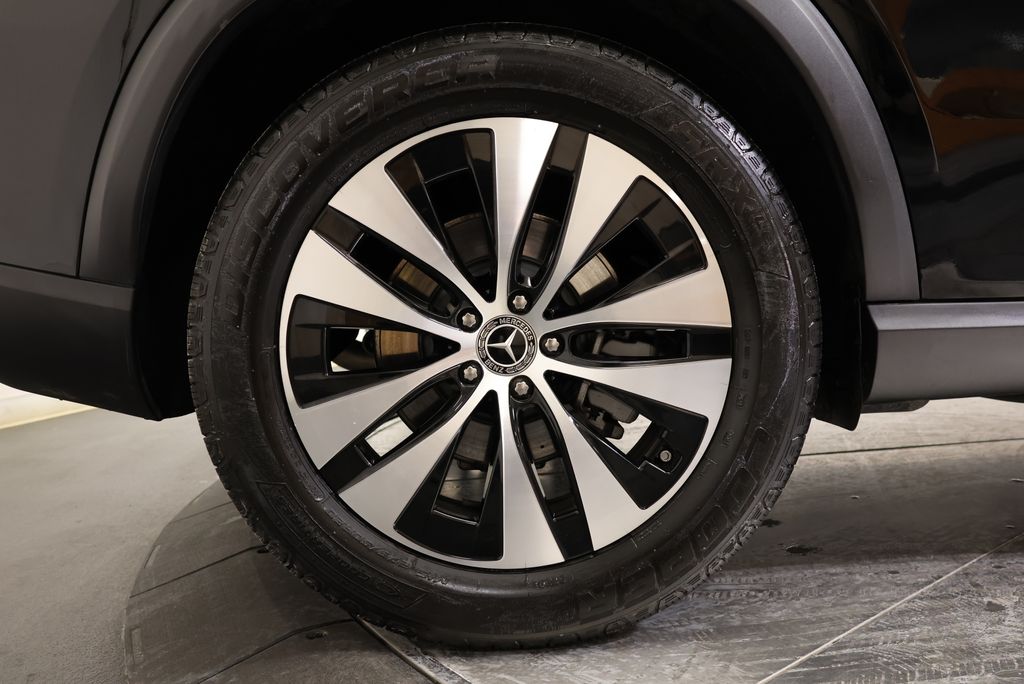 Thumbnail: 2026 Mercedes-Benz GLE - 13