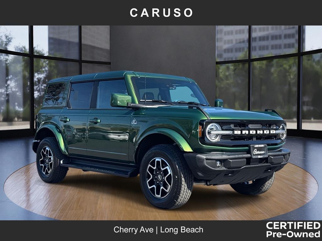 Green Metallic 2025 Ford Bronco Outer Banks 4-Door 4WD SUV / Crossover Four-Wheel Drive Automatic