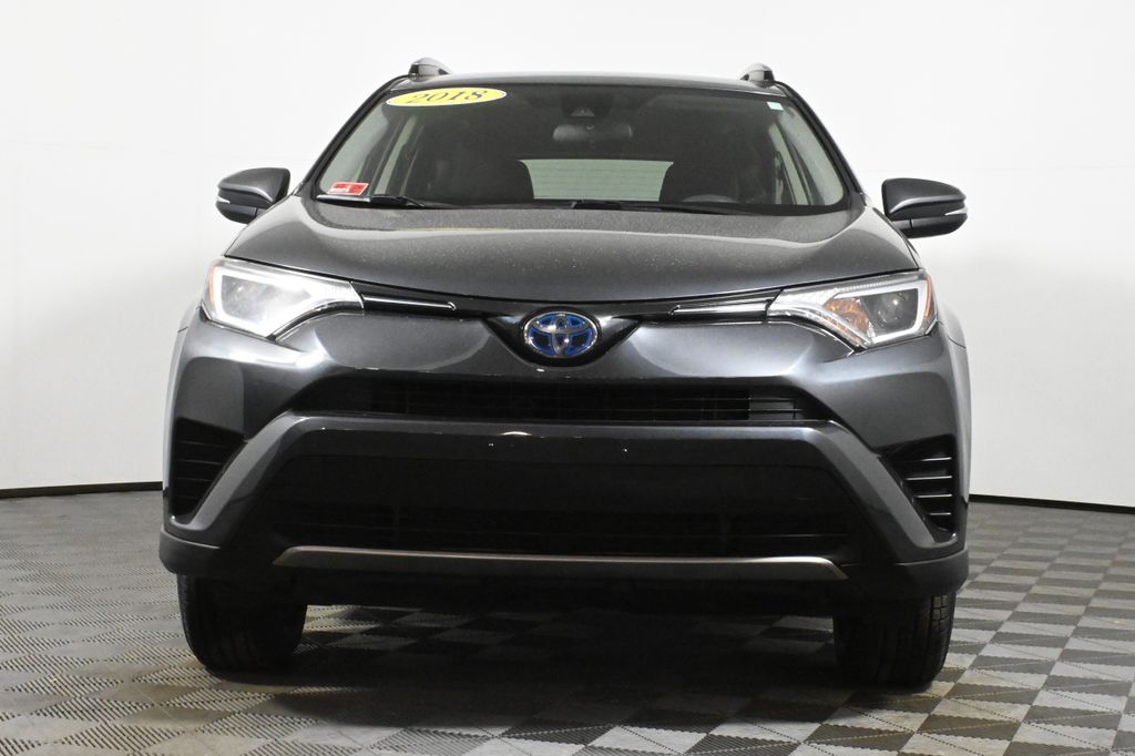 2018 Toyota RAV4 LE 11