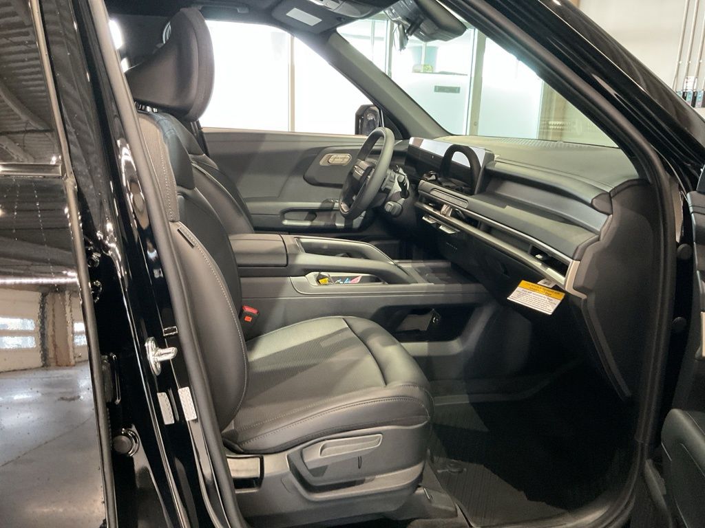 New 2027 Black Kia S image 25