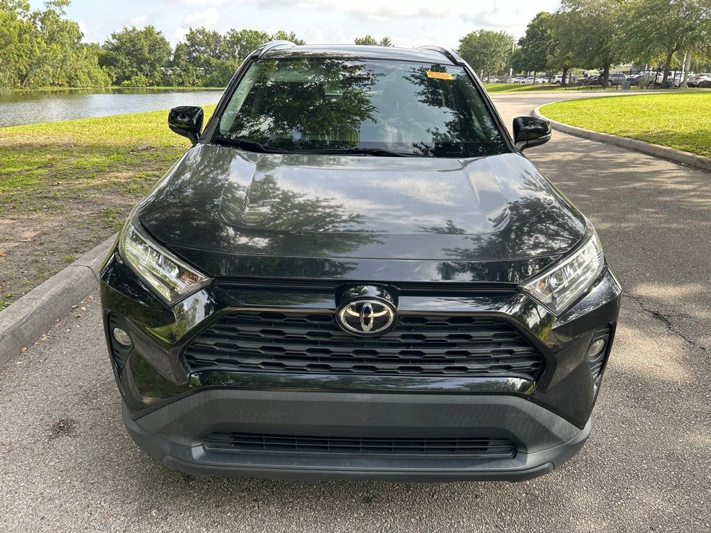 2021 Toyota RAV4 XLE Premium 8