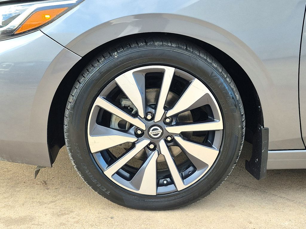 2020 Nissan Sentra SV Gray at Legacy Ford