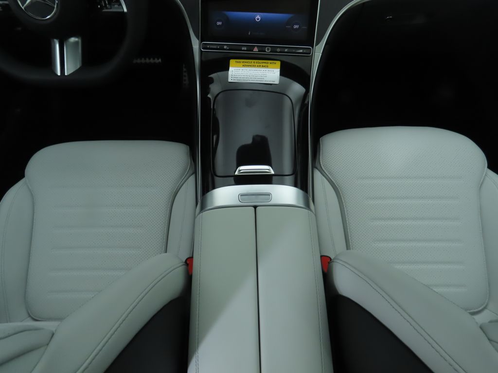 Thumbnail: 2026 Mercedes-Benz GLC - 18