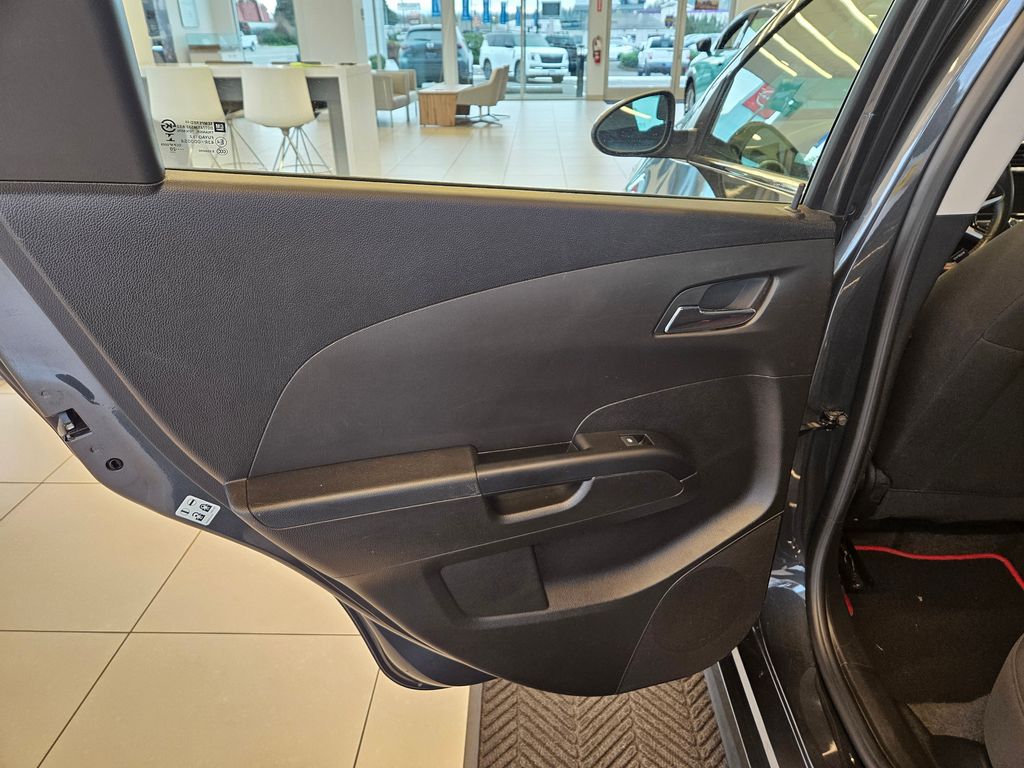 2020 Chevrolet Sonic LT