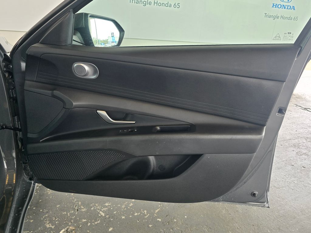 Thumbnail: 2025 Hyundai Elantra - 29