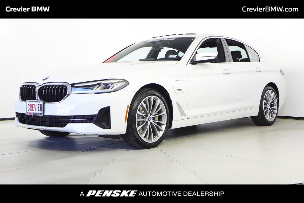 Thumbnail: 2023 BMW 5 Series - 1