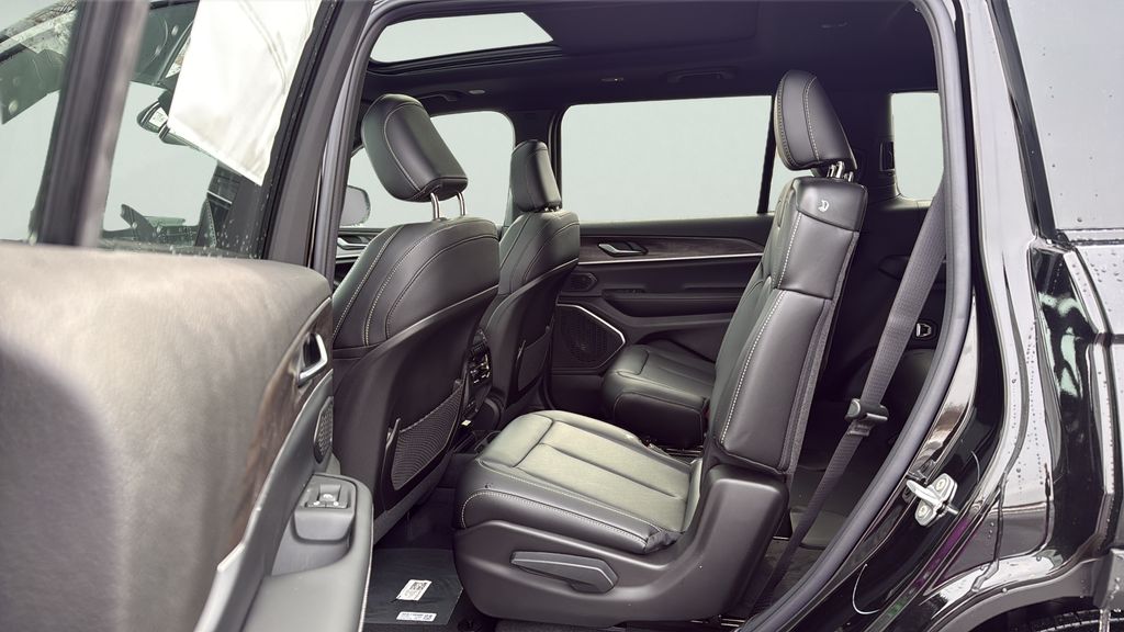 2026 Jeep Grand Cherokee L