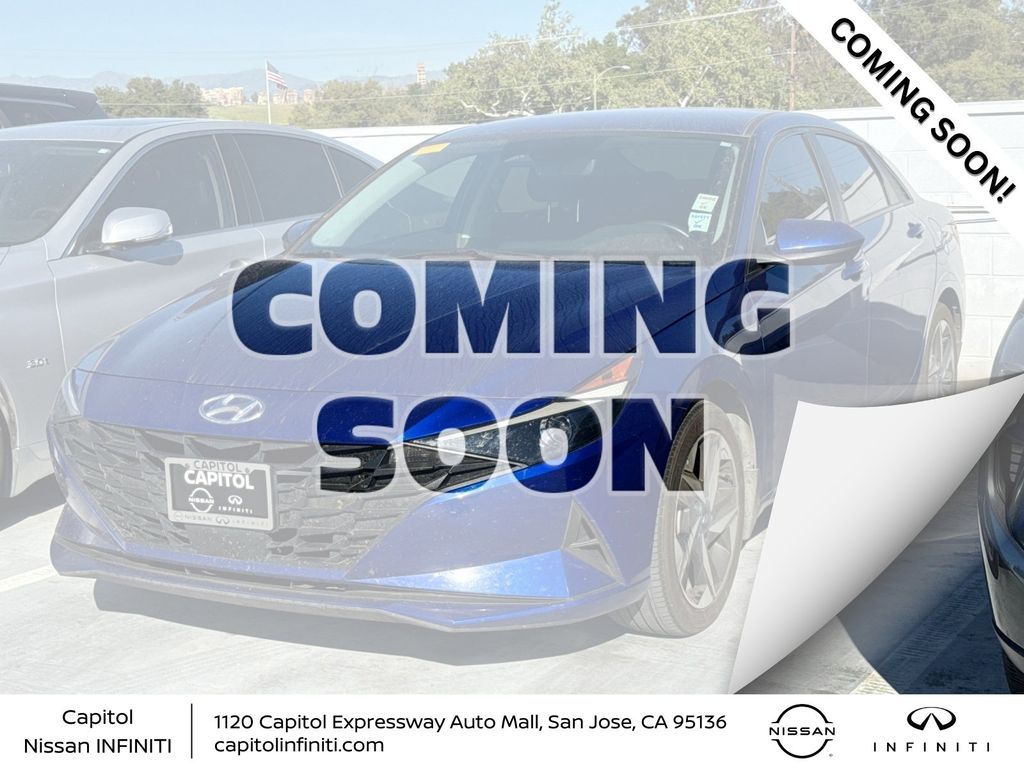 2023 Hyundai Elantra SEL FWD