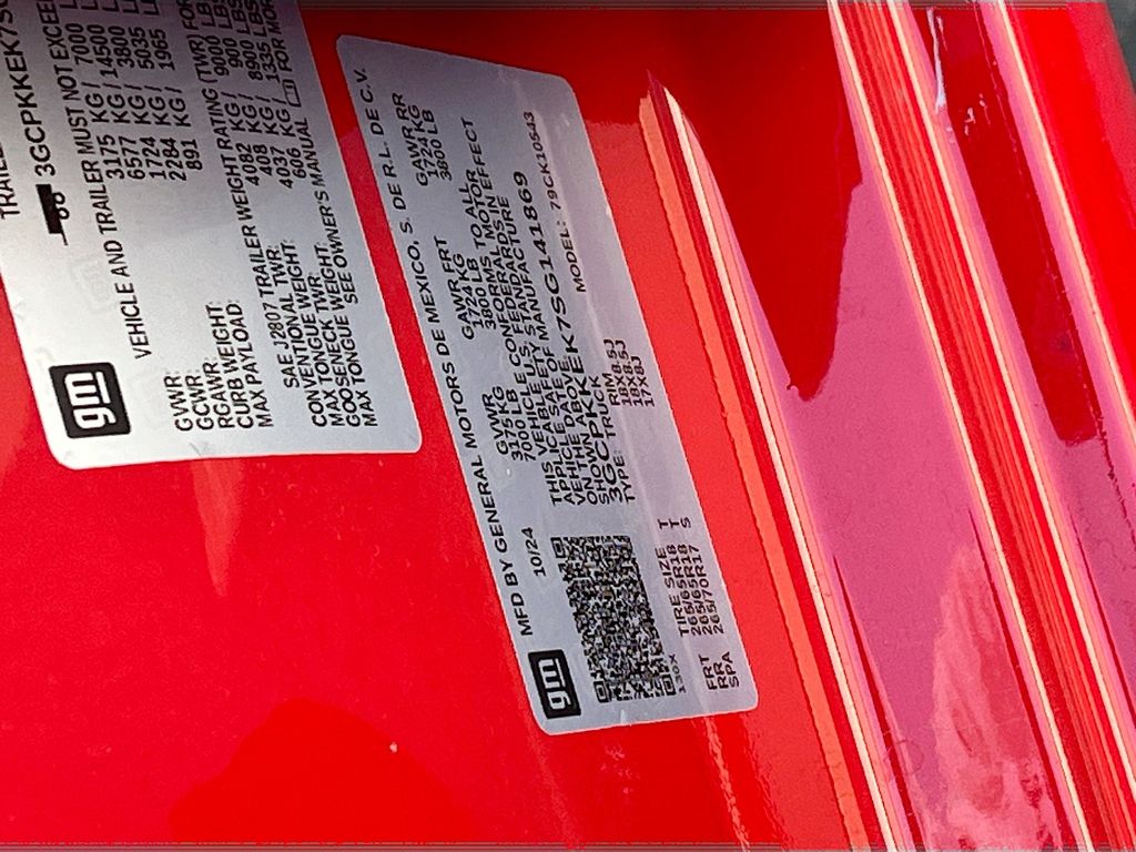Used 2025 Red Chevrolet LT image 32