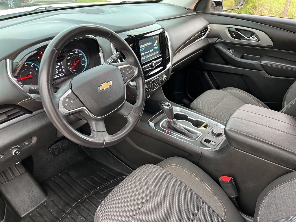 2018 Chevrolet Traverse LT 18