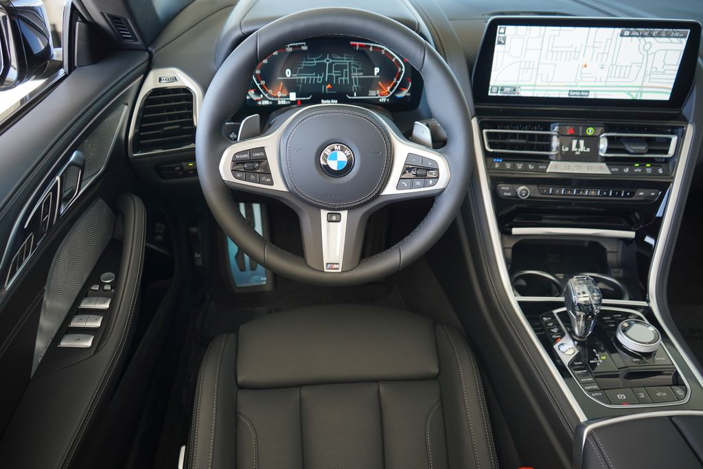 Thumbnail: 2026 BMW 8 Series - 18