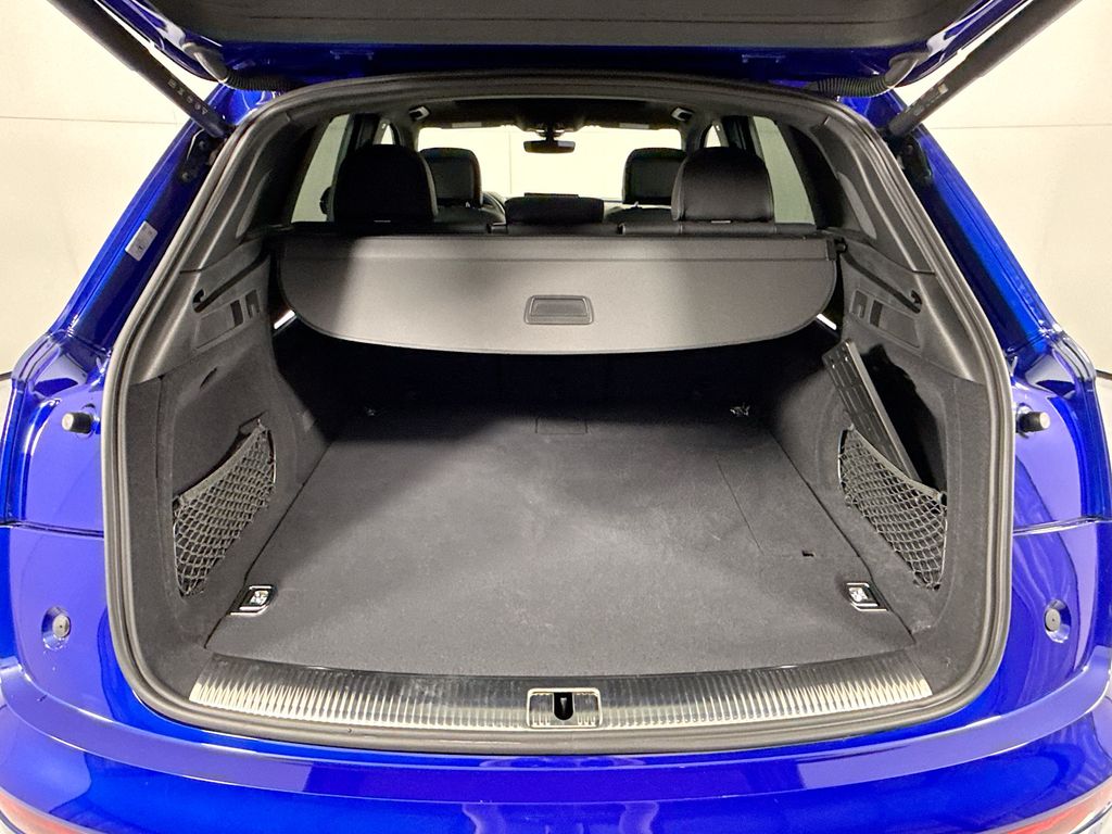 Thumbnail: 2025 Audi Q5 - 28