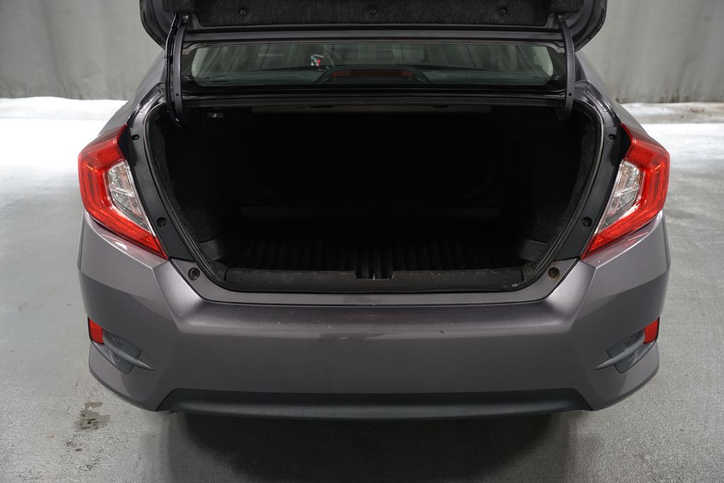 Thumbnail: 2017 Honda Civic - 28