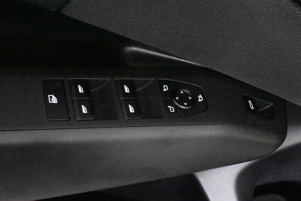 Thumbnail: 2025 BMW X3 - 31