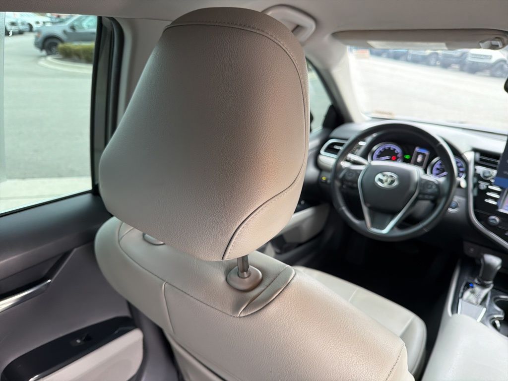 2018 Toyota Camry SE