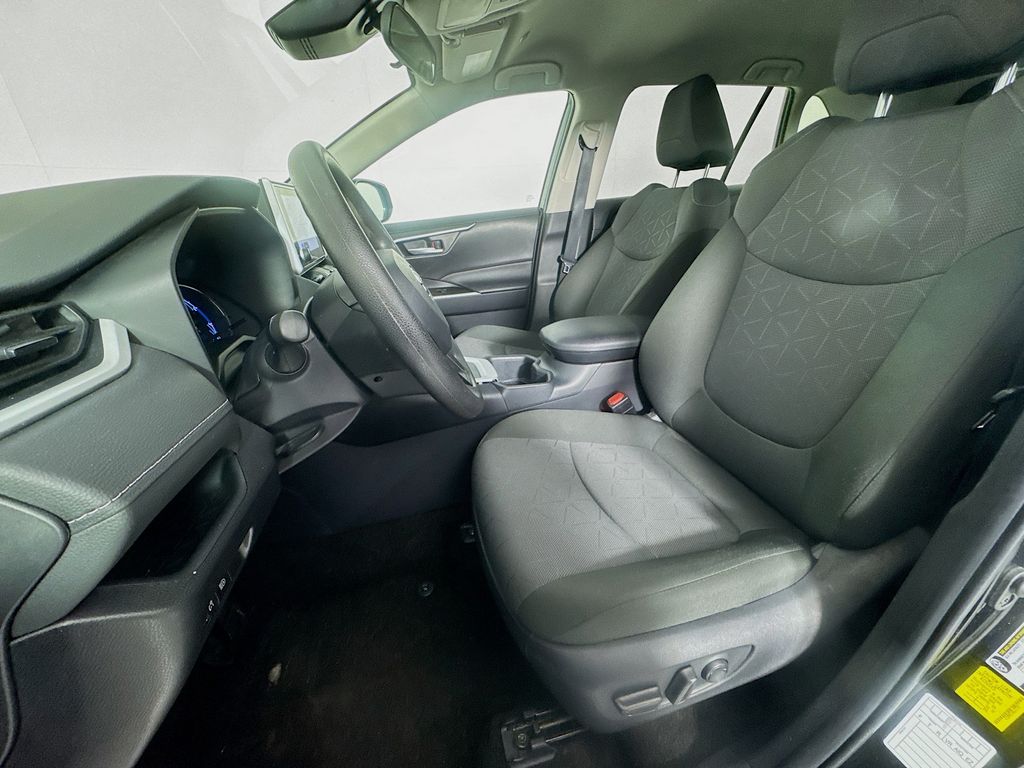 Used Car 2025 Toyota Rav4 Hybrid  Xle For Sale Under $35,000 In Austin, Texas