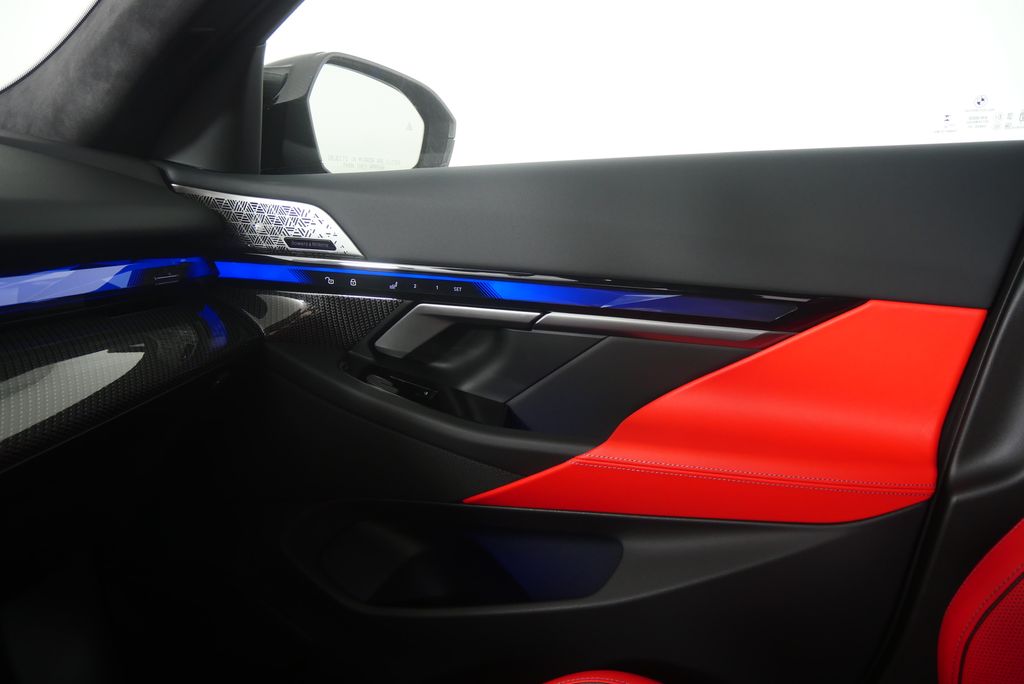 Thumbnail: 2027 BMW M5 - 24