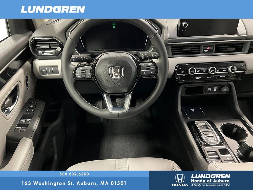 New 2025 Honda Pilot SUV