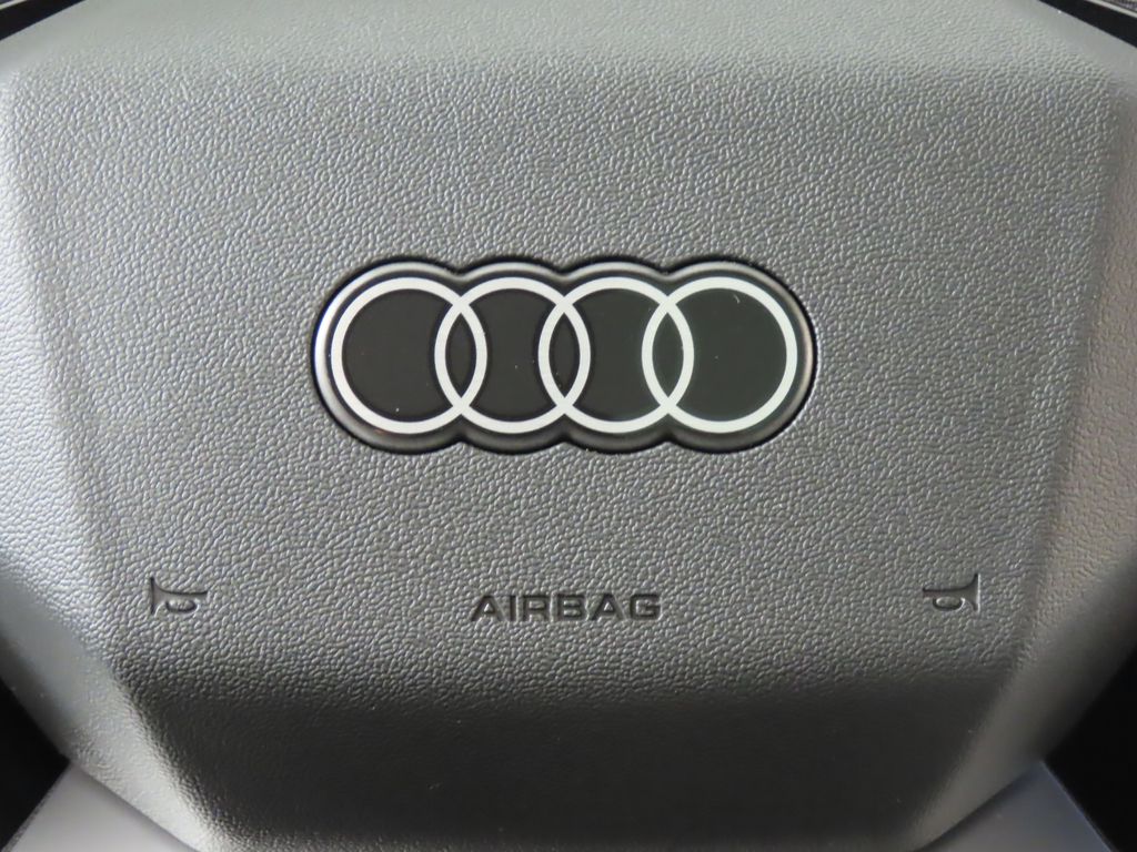 Thumbnail: 2025 Audi Q5 - 16