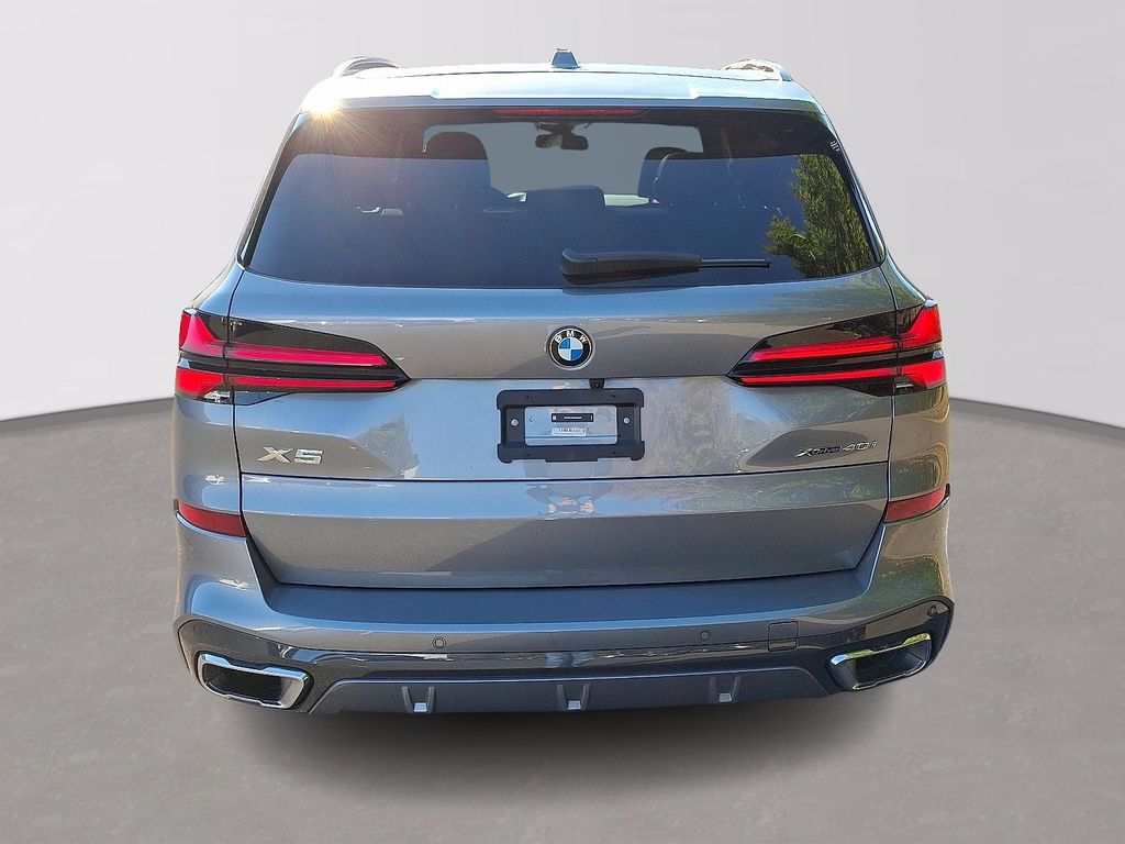 Thumbnail: 2025 BMW X5 - 5