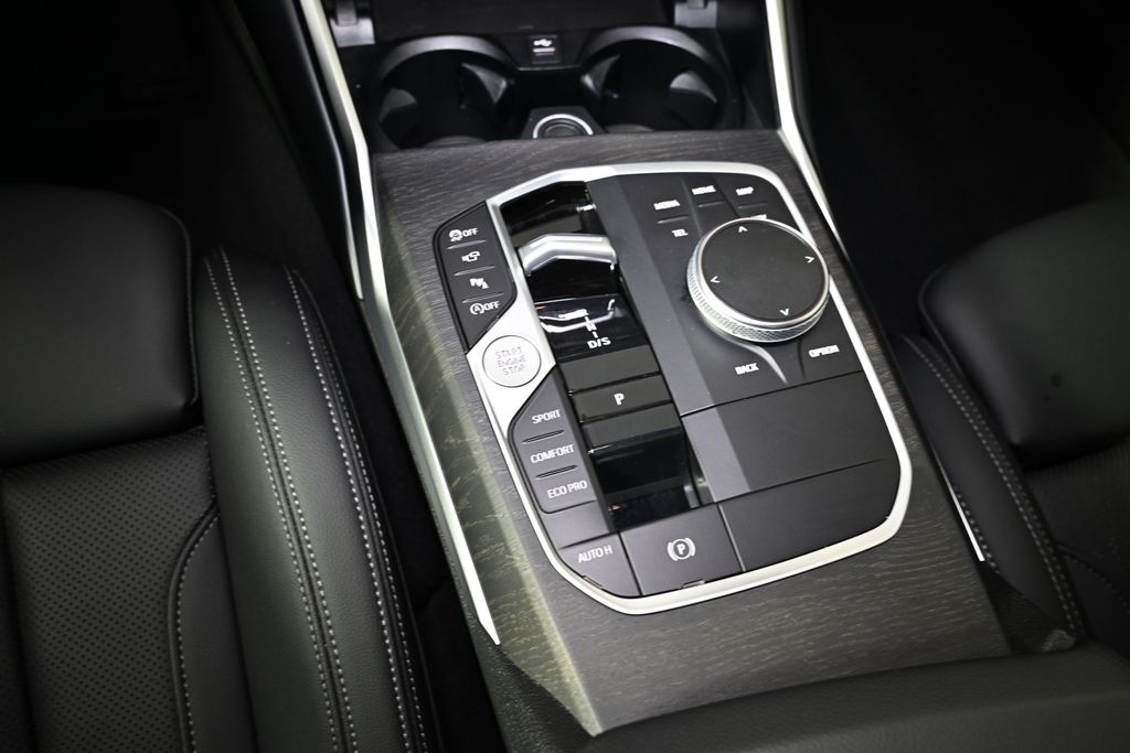 2023 BMW 3 Series 330i xDrive 19